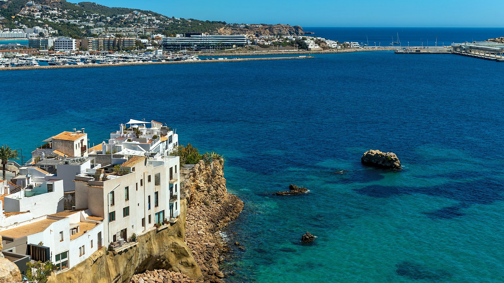 KI spürt 14.500 illegale Betten auf Ibiza auf